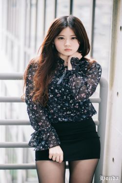 《深海蛇难》