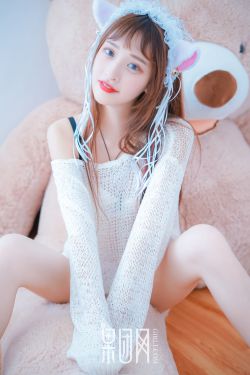 免费自拍