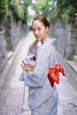 戴利出柜
